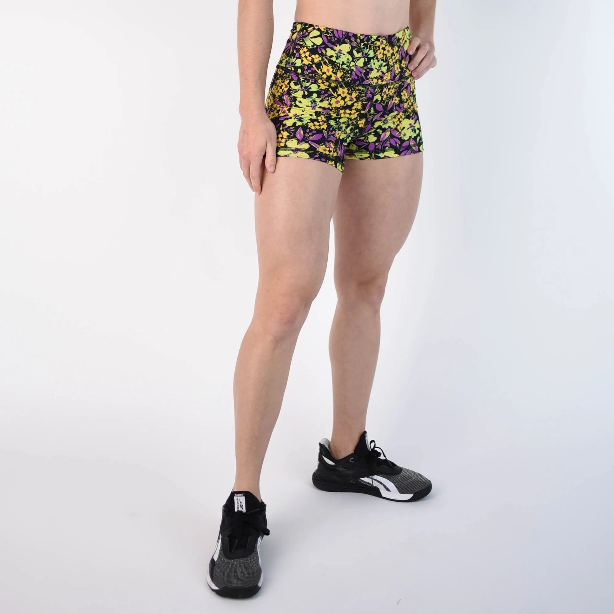 FLEO At Night Shorts (Power High-rise)