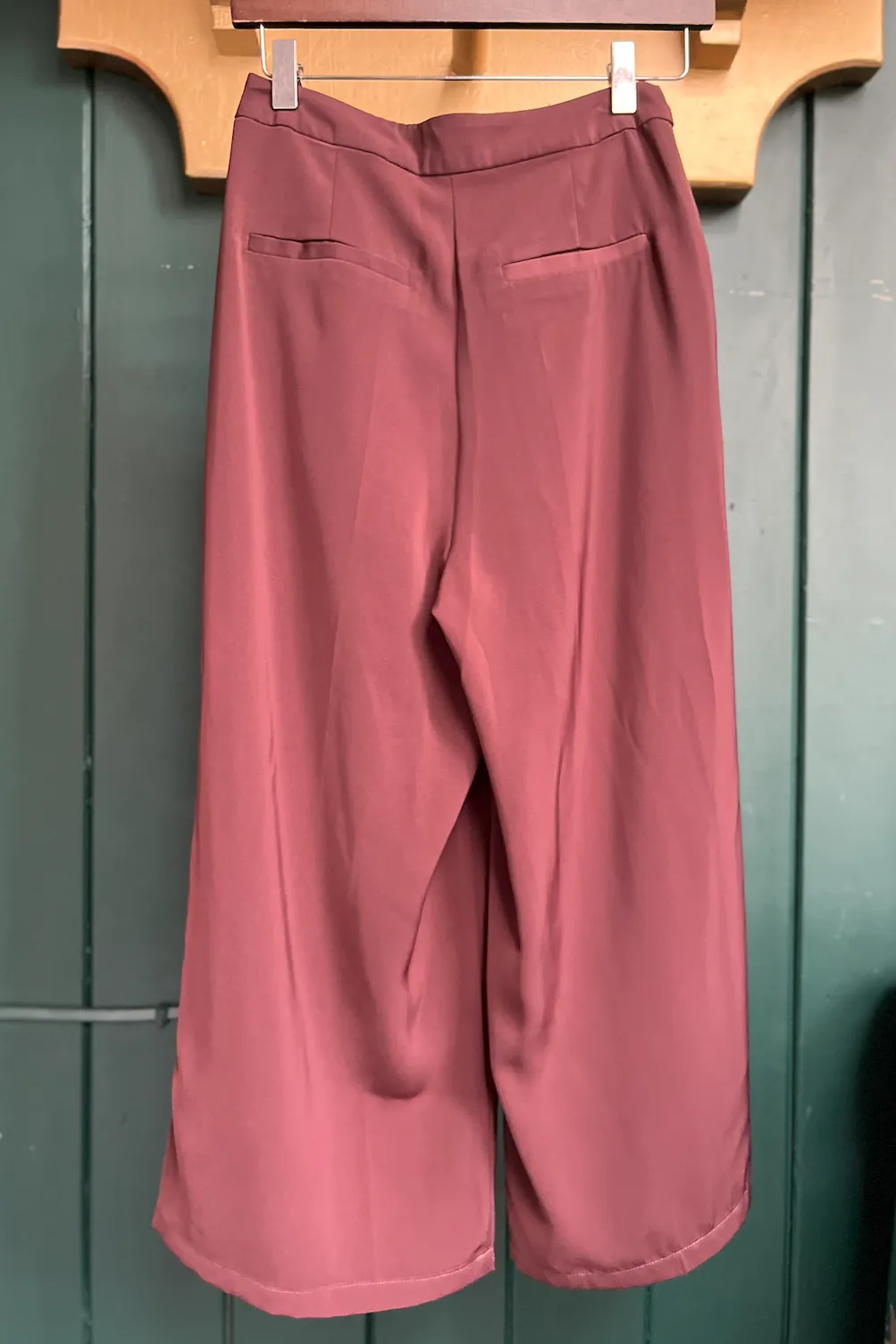 Re-Wear Ichi Maroon Cropped Belted Trousers